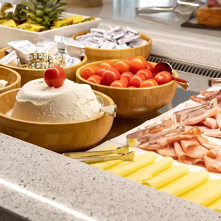 Rainbow ***s Hotel 3*