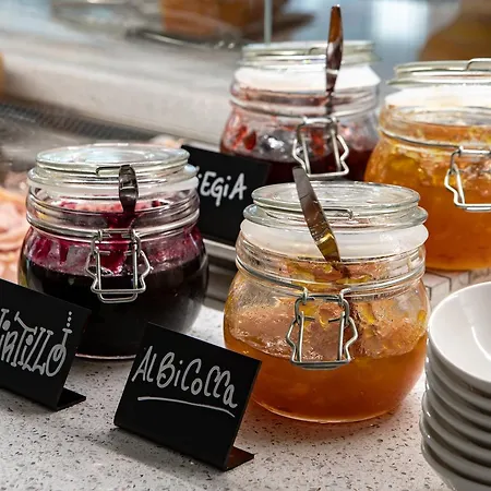 Rainbow ***s Hotel 3*