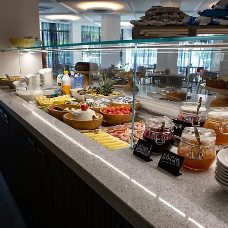 Rainbow ***s 酒店 里米尼