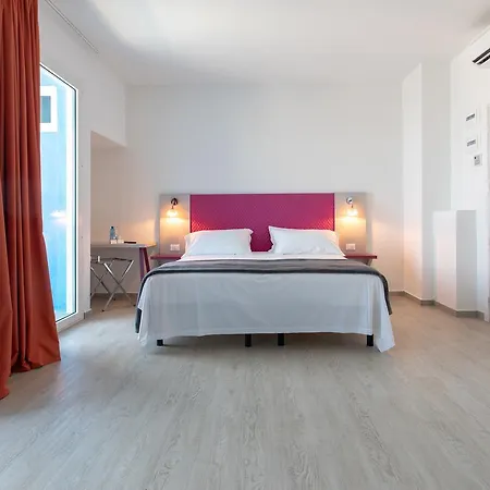 Miramare Rainbow Hotel 3*