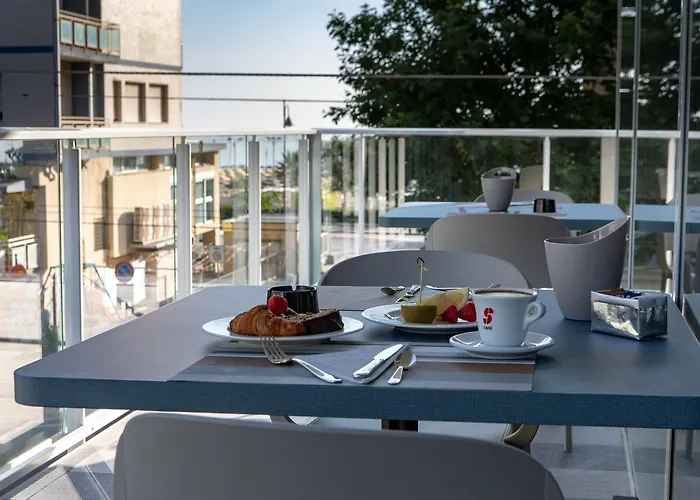 Rainbow ***s Hotel 3*