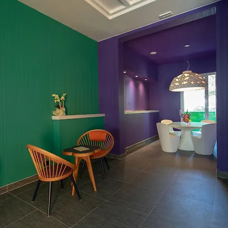 Rainbow ***s Otel 3*